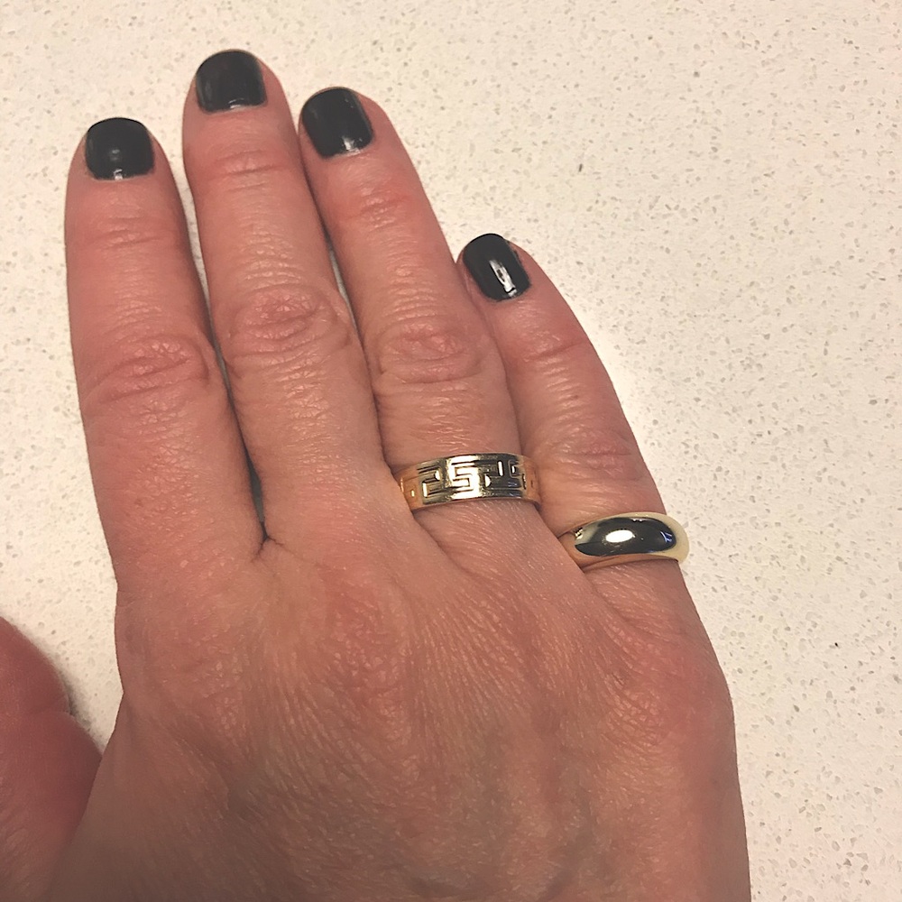 NEW in box Ring
